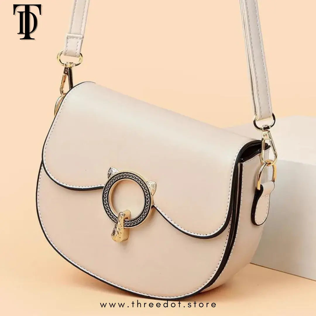 WHITE PEARL HANDBAG